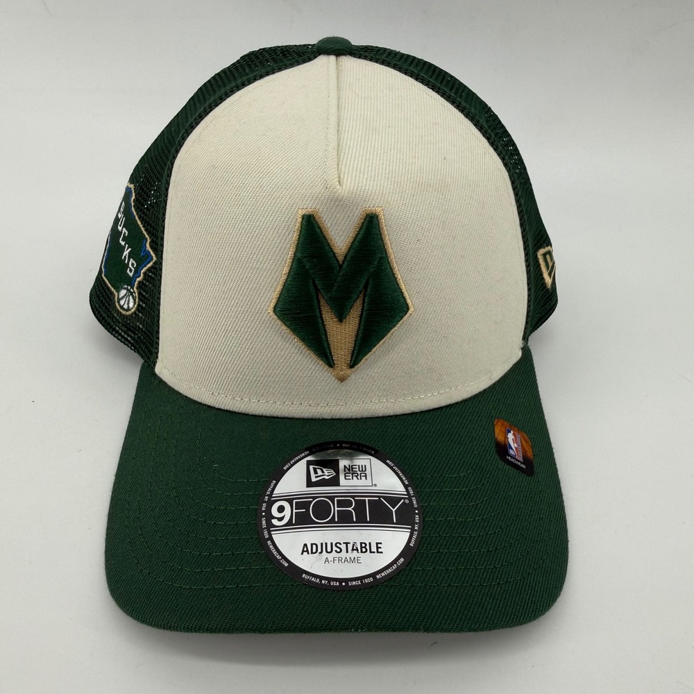 New Era 9FORTY A-Frame Milwaukee Bucks NBA Trucker Hat Green Cream Snapback